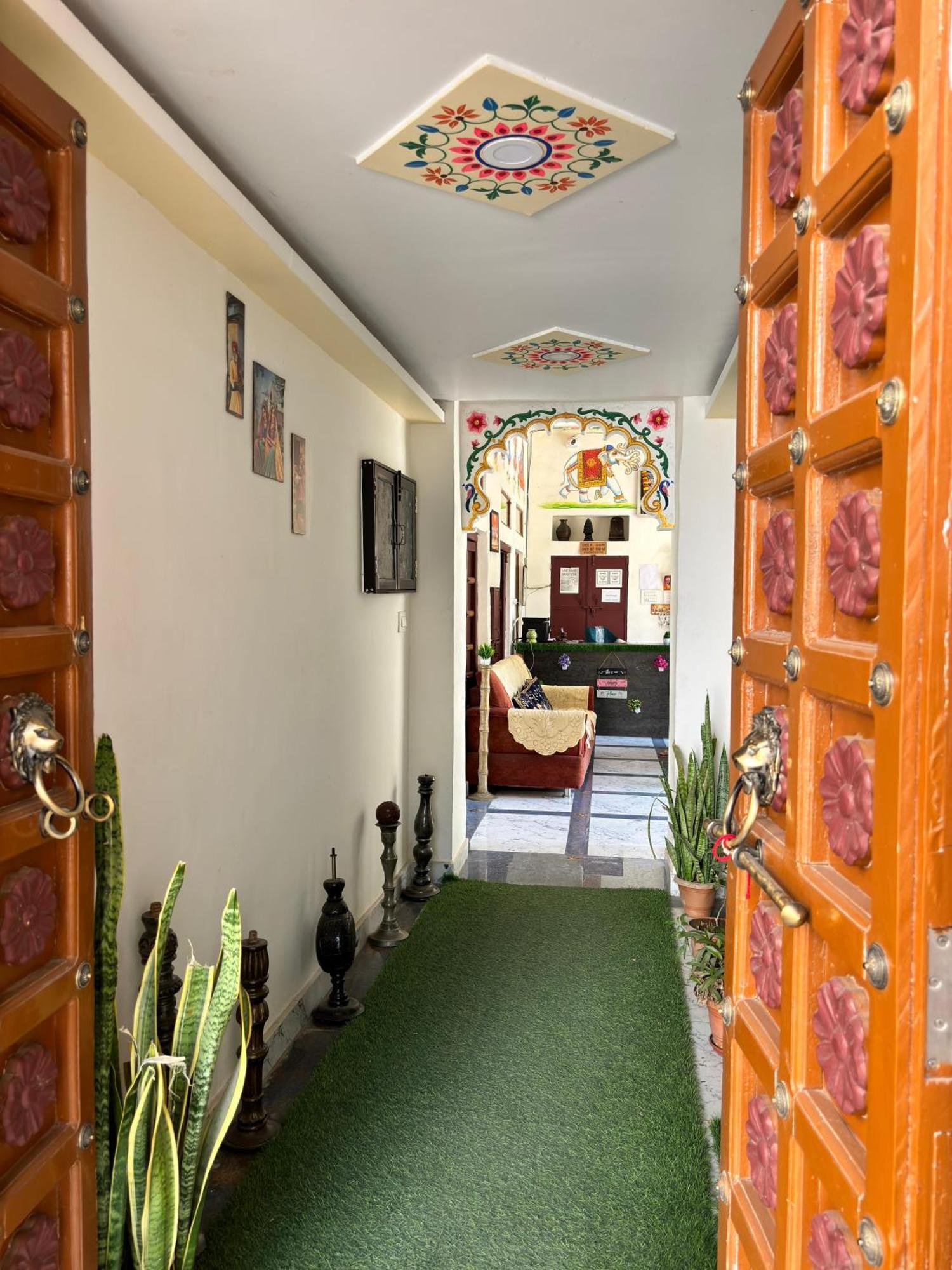 Hotel Ushaan Haveli Udaipur Exterior foto